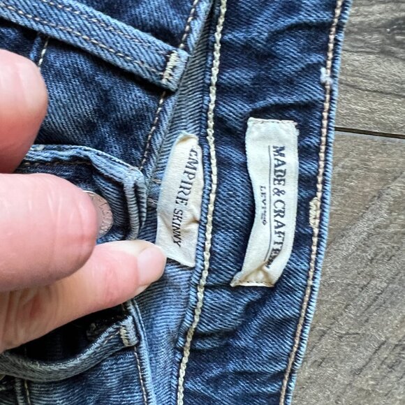 Empire Skinny Levis Jeans - Picture 4 of 5